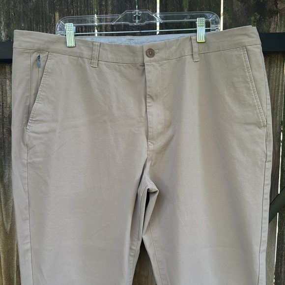 Bonobos The Chino 2.0 slim fit khaki pants, size 40 x 36 - Picture 4 of 9